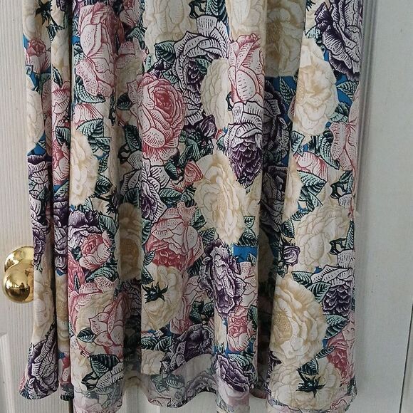 Lularoe  floral maxi  skirt  Sz M NWOT - Picture 2 of 7